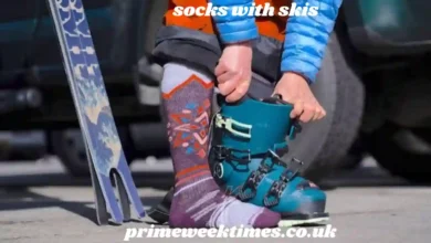 socks with skis